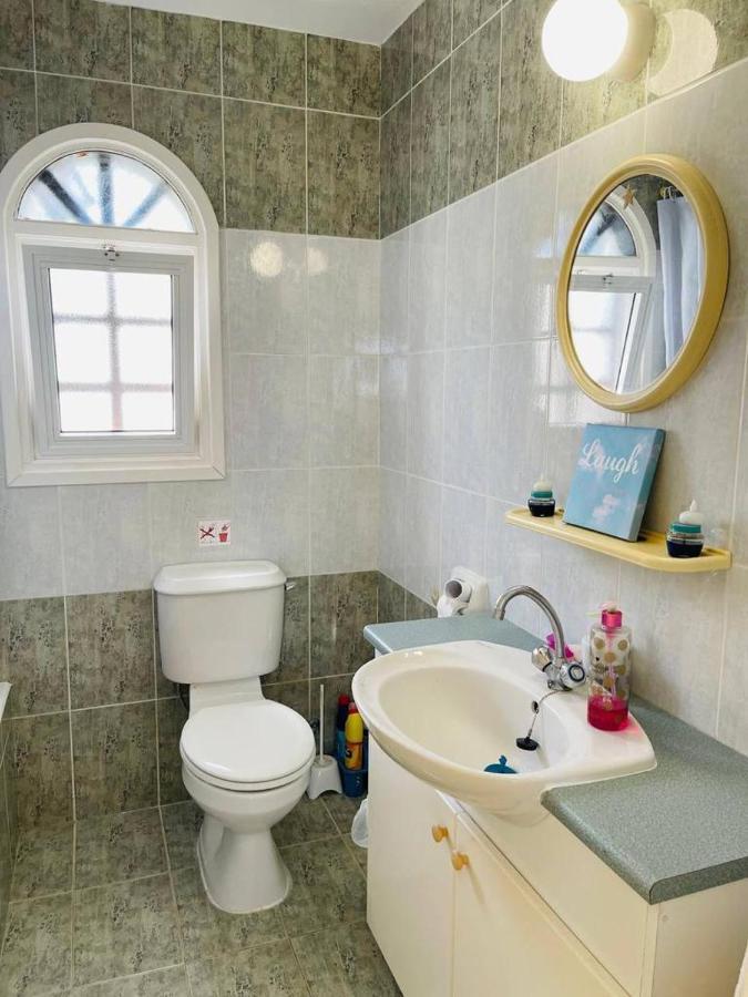 Coral Bay Villa Fortune Bagian luar foto